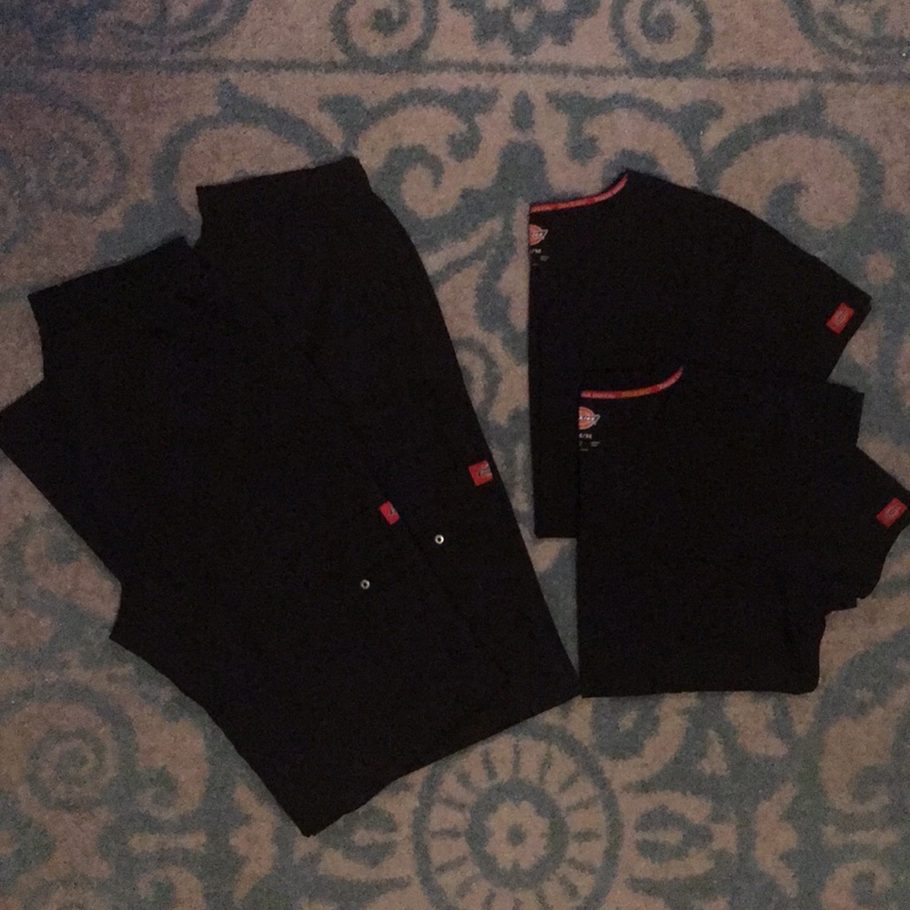 DICKIE’S BUNDLE Black Scrubs ✌🏼 Size Medium/Tall